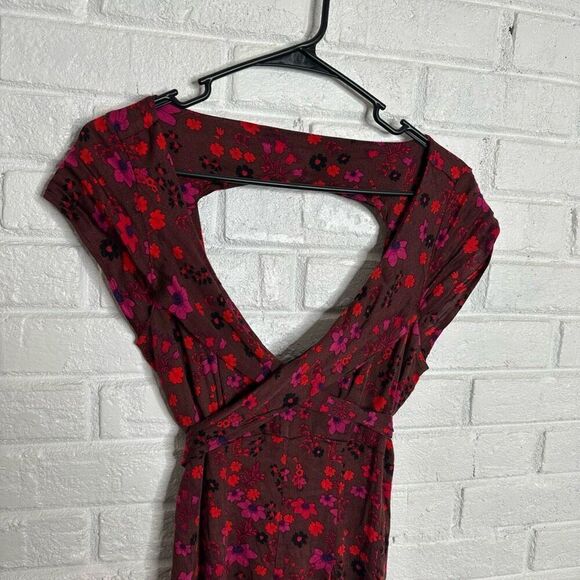 NWT Free People It Takes Two Wrap Dress Plum Pink Floral size Small - Picture 2 of 5